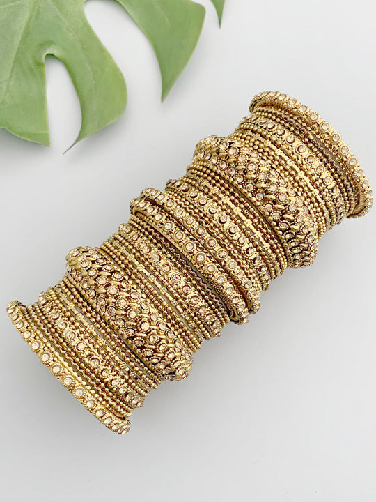 Neeti Bangle Set