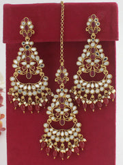 Kangana Earrings & Tikka-Maroon