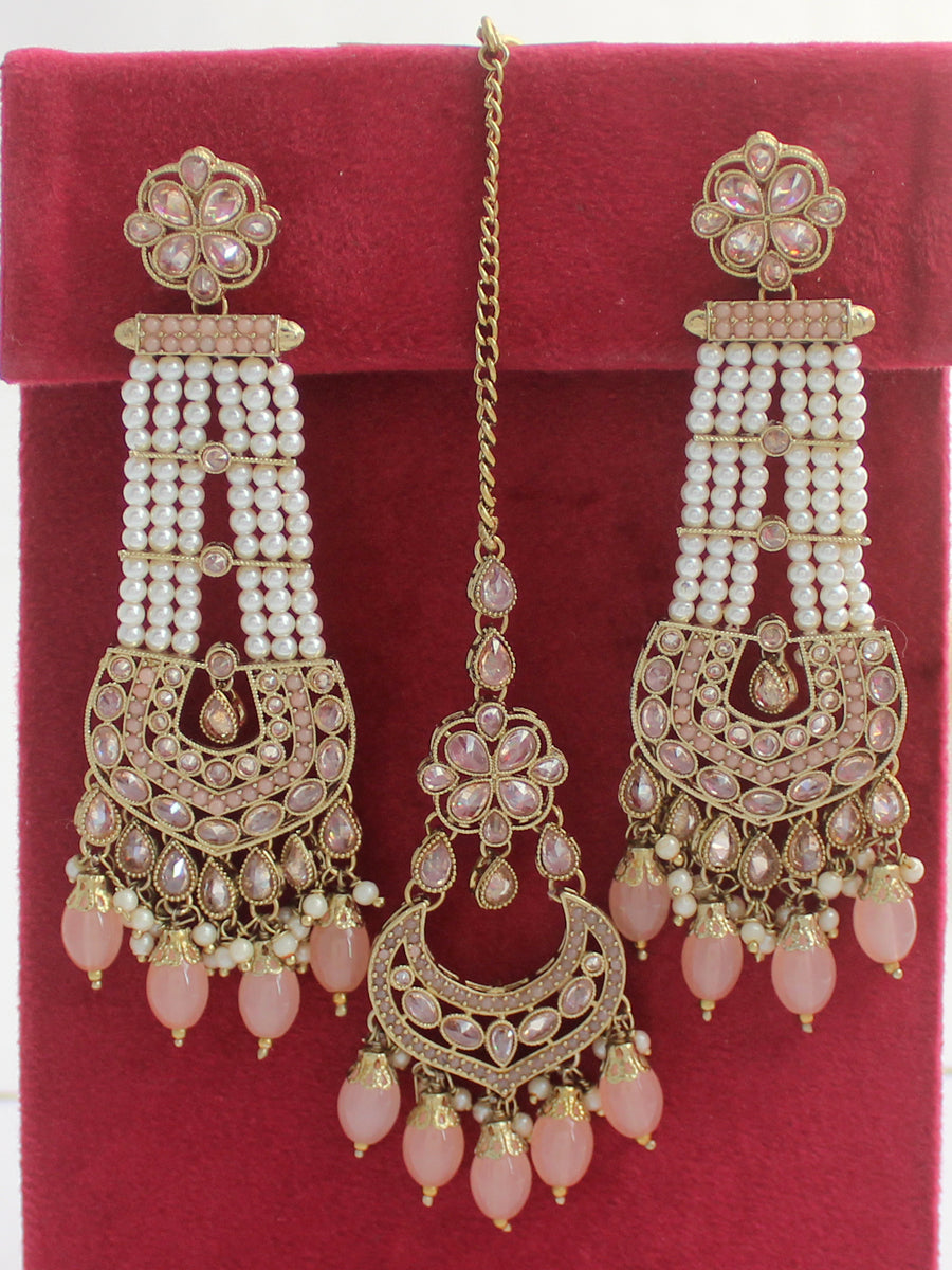 Kashish Earrings & Tikka-Peach