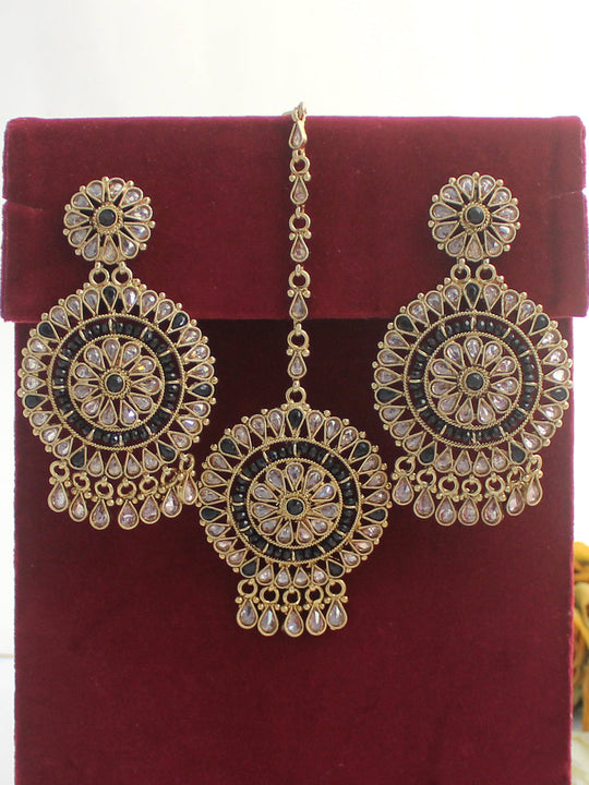 Aarzoo Earrings & Tikka-Black