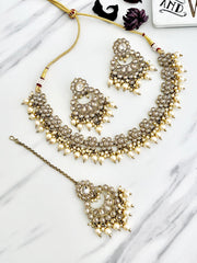 Adaa Necklace Set-Gold