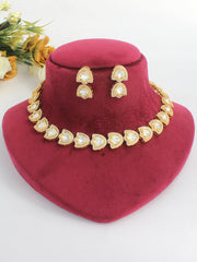 Komal Necklace Set - Golden