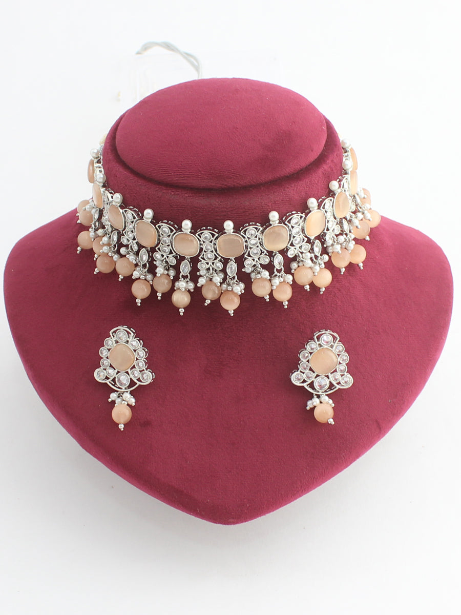 Nidhi Necklace Set - Peach