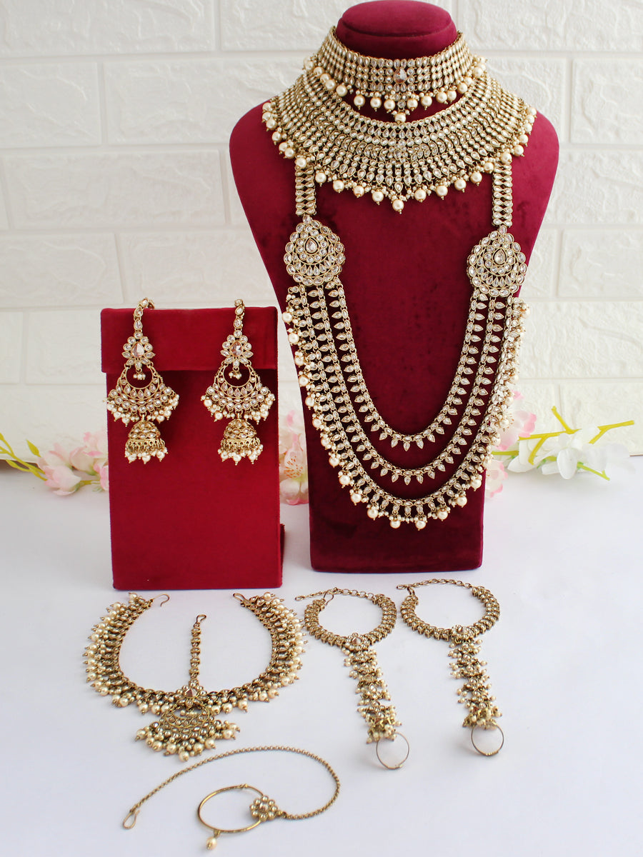 Sharvi Bridal Set