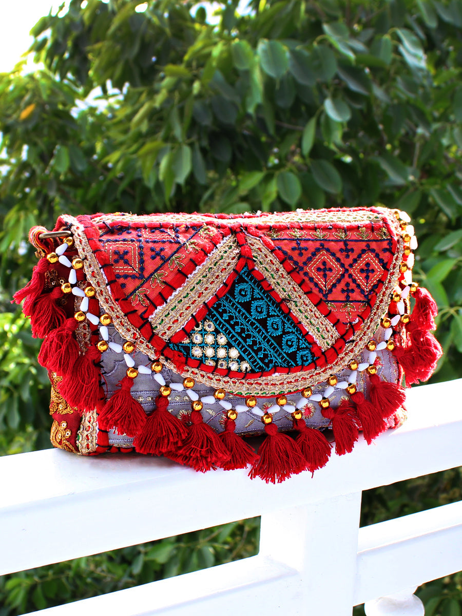 Mayura Clutch / Bag