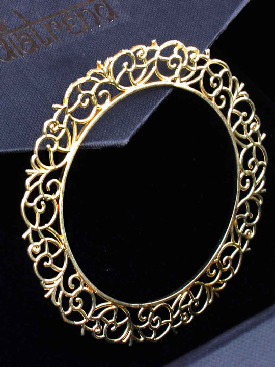 Naima Bangle-Gold