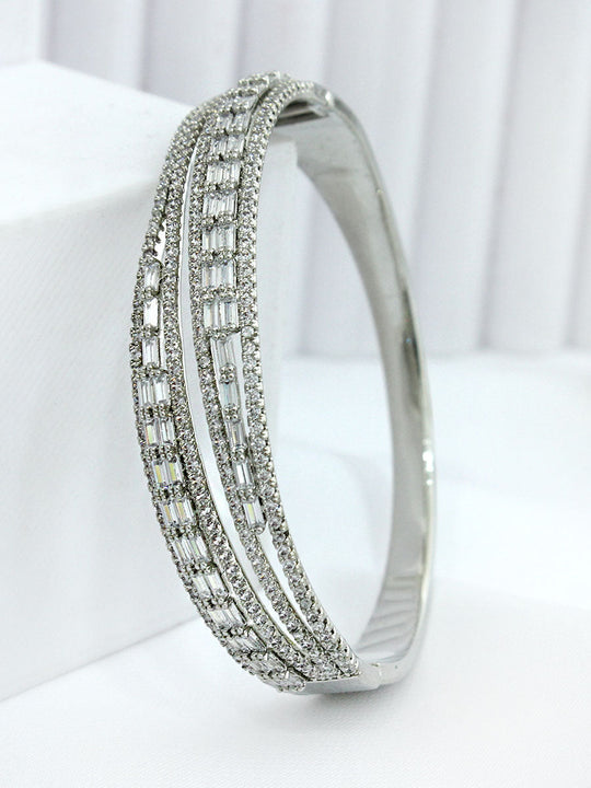 Yashika Bangle Bracelet - Silver