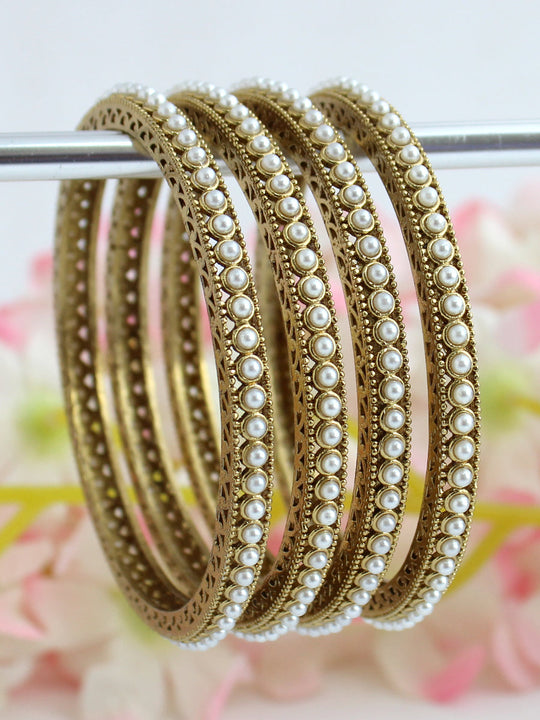 Trisha Pearl Chudi / Bangle Set