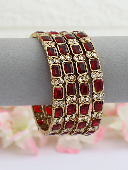 Saavi Bangle Set-Maroon