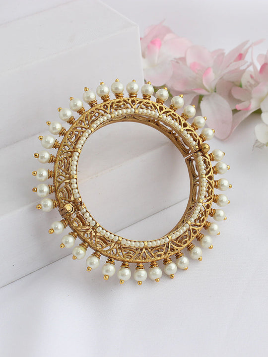 Nabhya Bangle - Gold