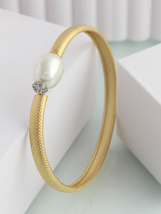 Megan Bracelet-pearl