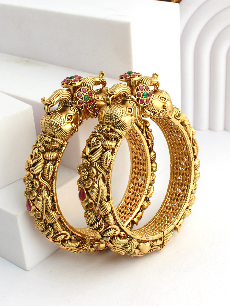 Sreeti Bangle Set