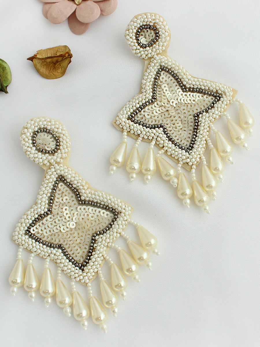 Asiya Earrings-Pearl