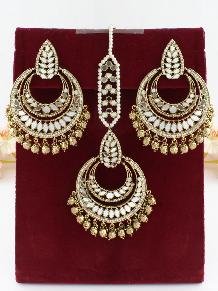 Somya Earrings & Tikka-Antique Gold