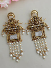 Shreya Earrings-Ivory