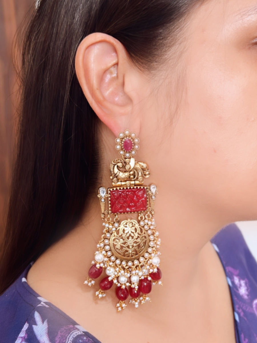 Ubika Earrings maroon