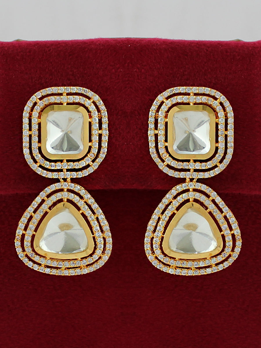 Mitashi Earrings golden