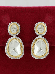 Malvika Earrings golden silver