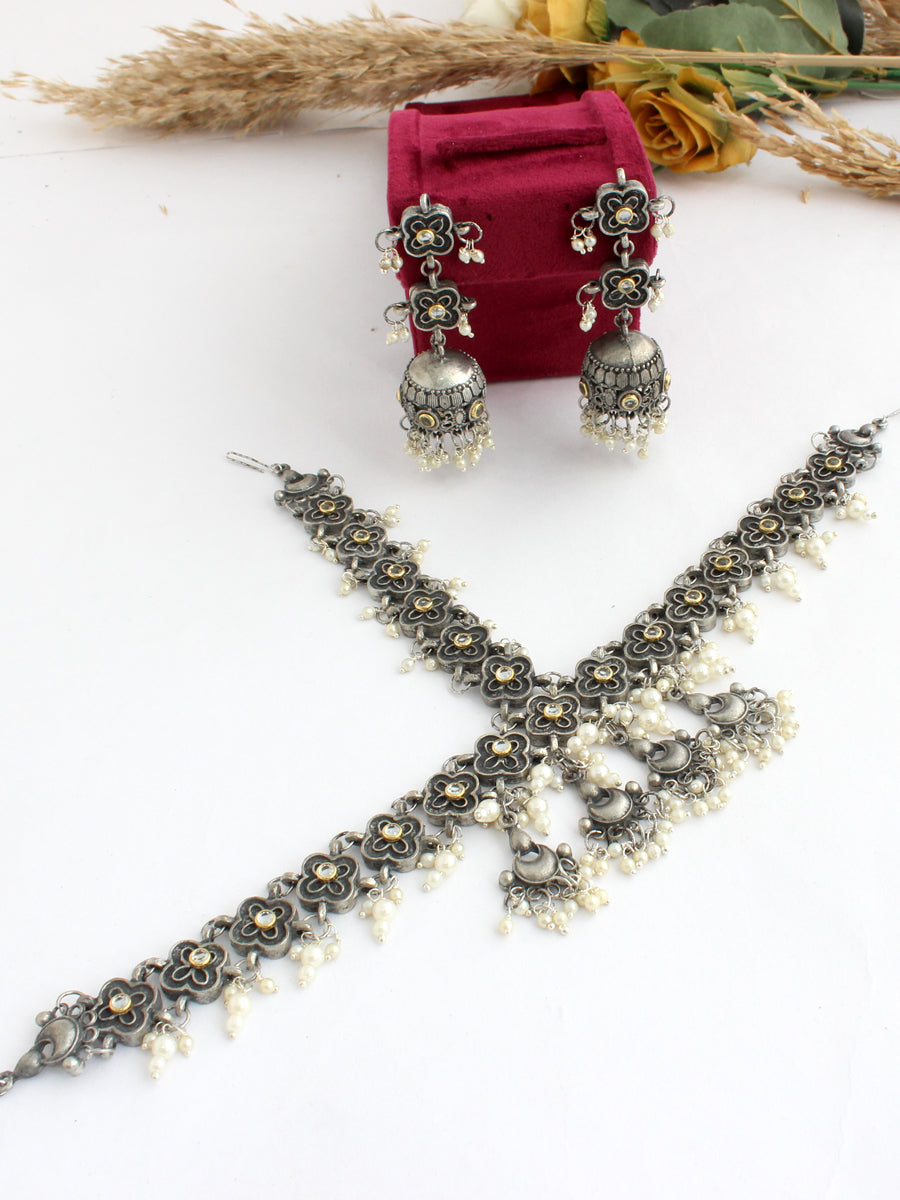 Kunika Jhumka Earrings with Mathapatti