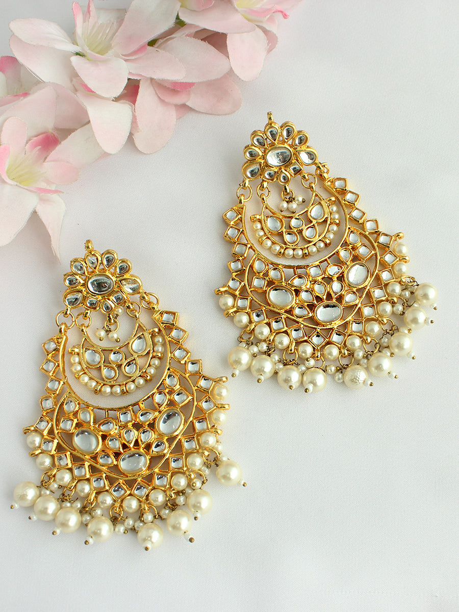 Rishika Jhoomar / Passa Earrings-White