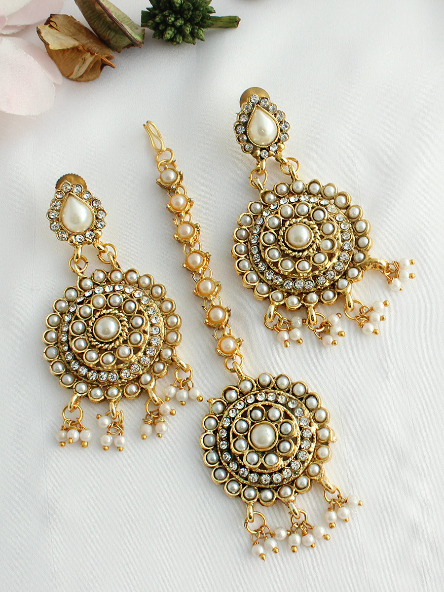 Ruhi Earrings & Tikka-White