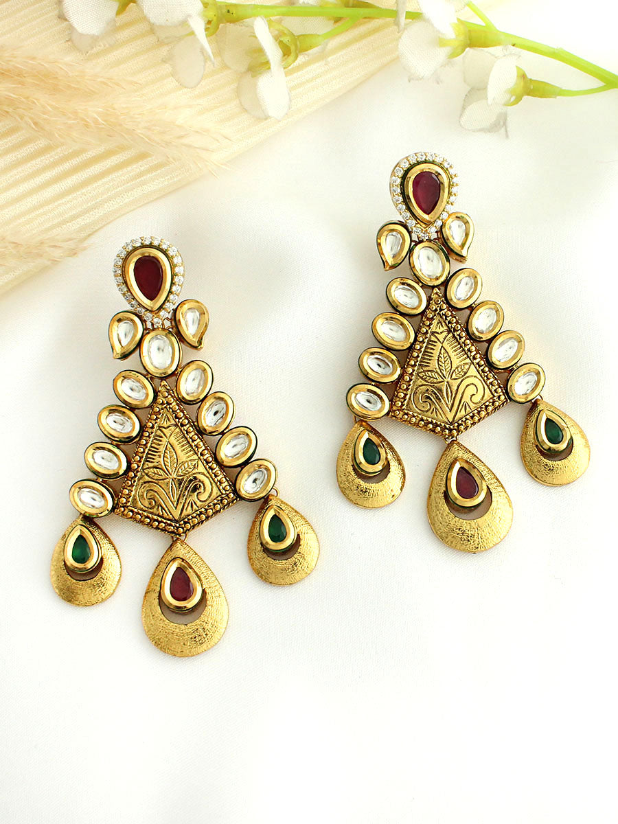 Shaiza Earrings