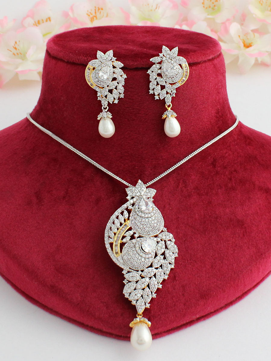 Angella Pendant Set