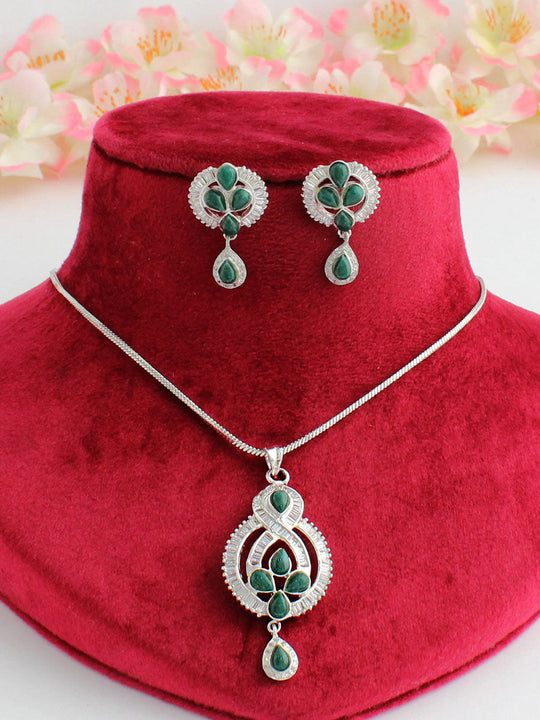 Kashika Pendant Set-Green