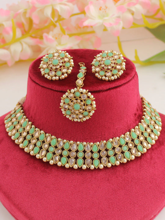 Izna Necklace Set