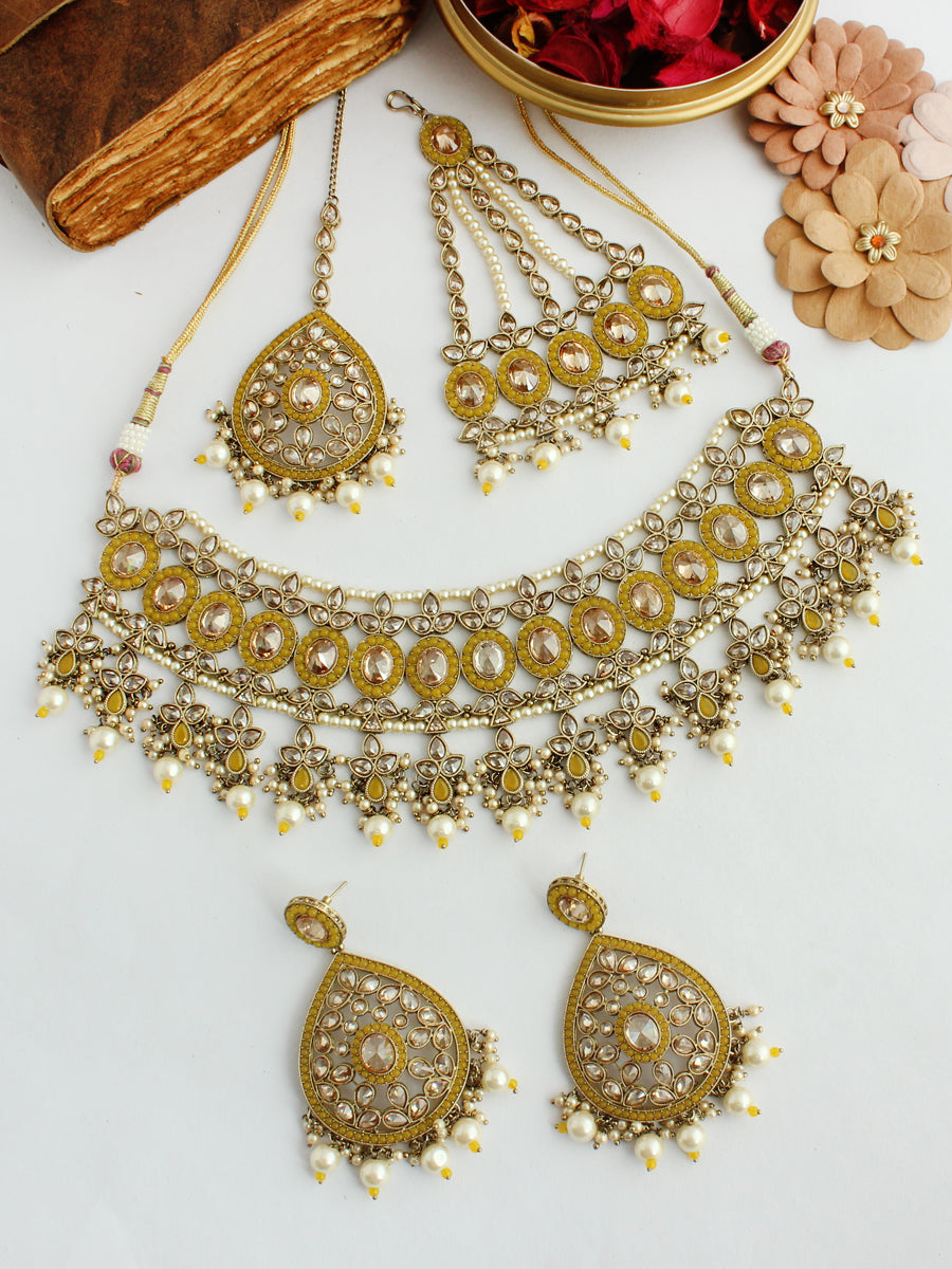 Surveen Necklace Set-Yellow