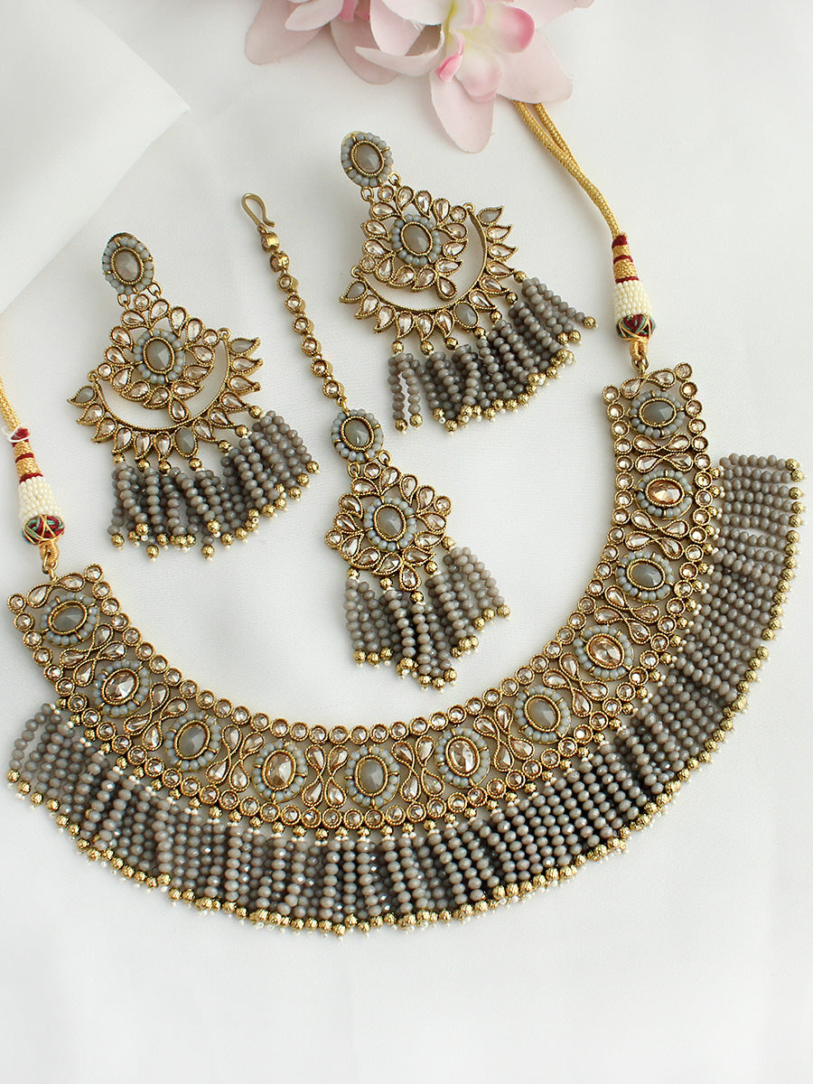 Maryam Bib Necklace Set-Grey