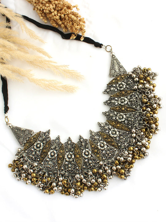 Delisha Necklace-Metallic