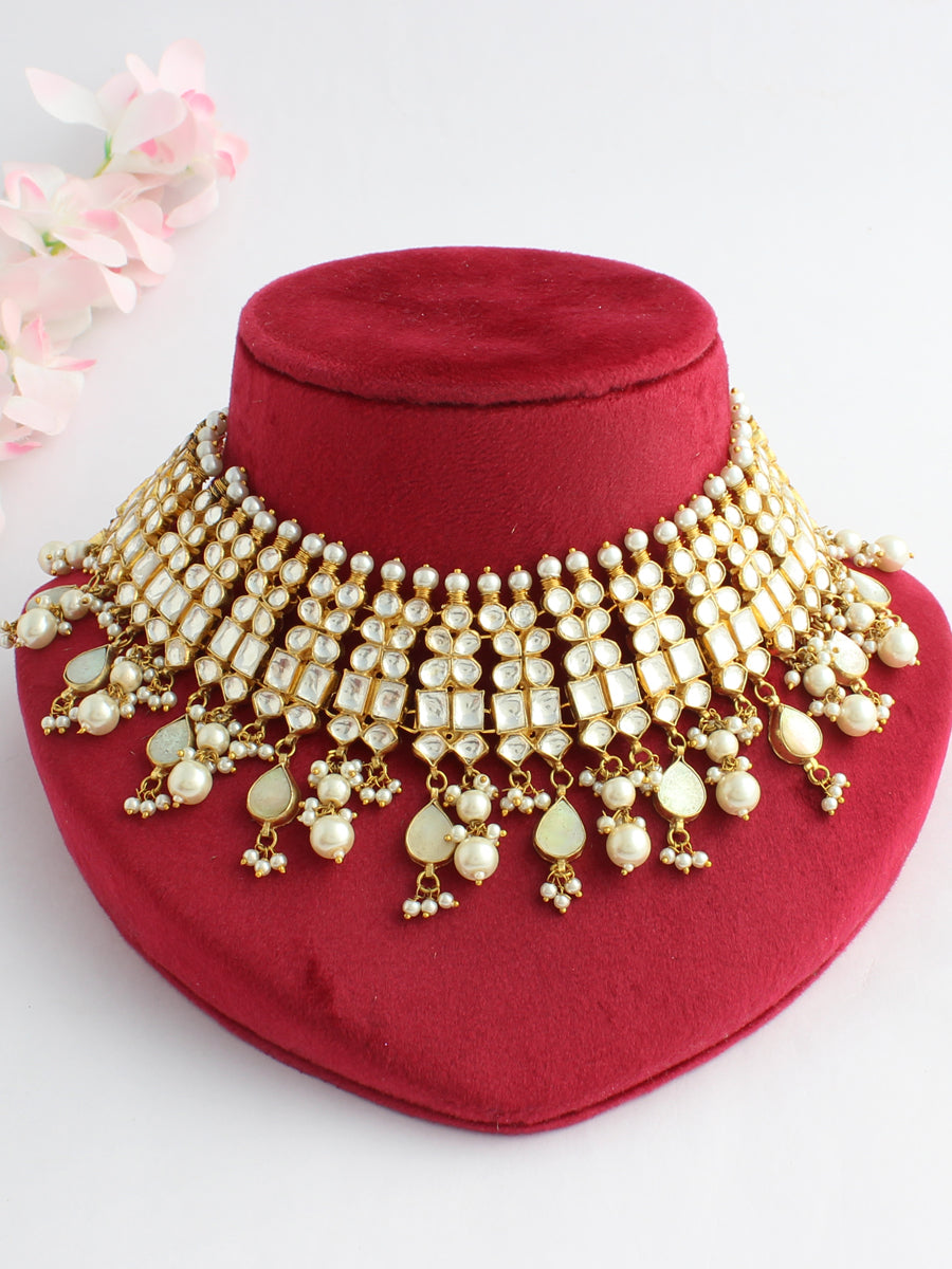 Gautami Necklace Set