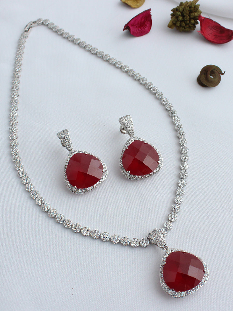 Alissa Pendant Necklace Set-Maroon