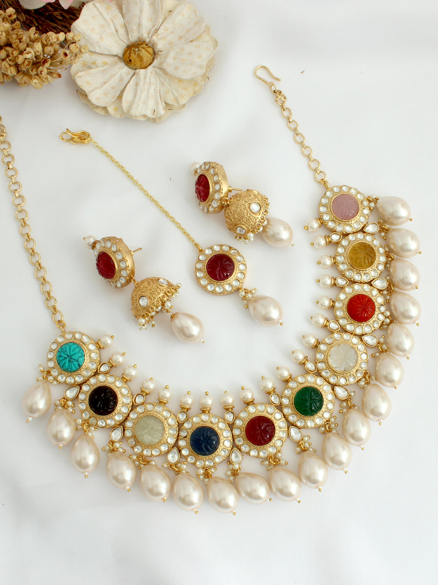 Anshula Necklace Set-Multicolor