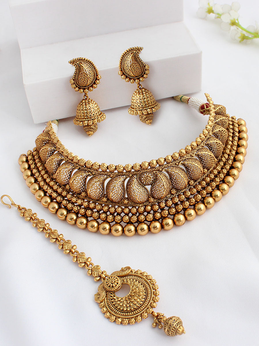 Prajna Necklace Set - Gold