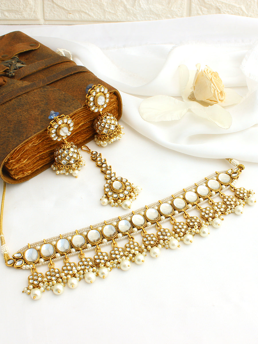 Madiha Kundan Choker Necklace Set