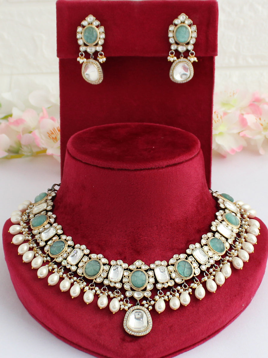 Kolkata Bib Necklace Set