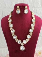 Parineeti Necklace Set - Gold 