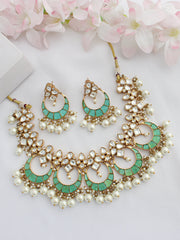 Tanusha Bib Necklace Set