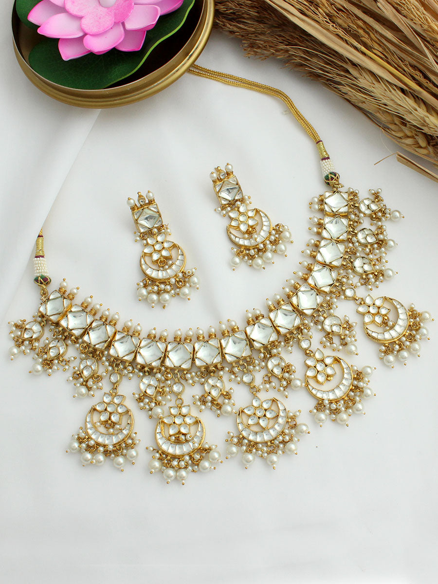 Muznah Necklace Set-White