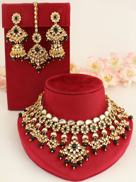 Zeenat Necklace Set-Black