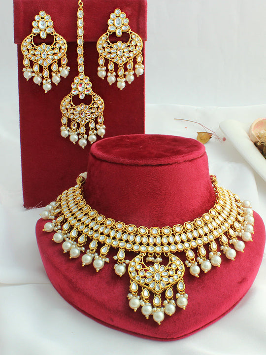 Ruhika Necklace Set