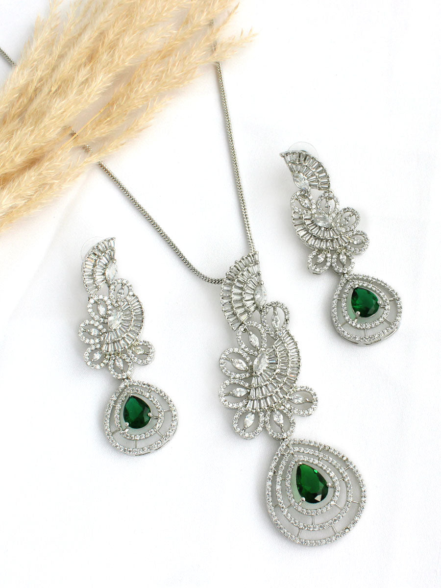 Kiara Pendant Earrings Set- Green / Sliver