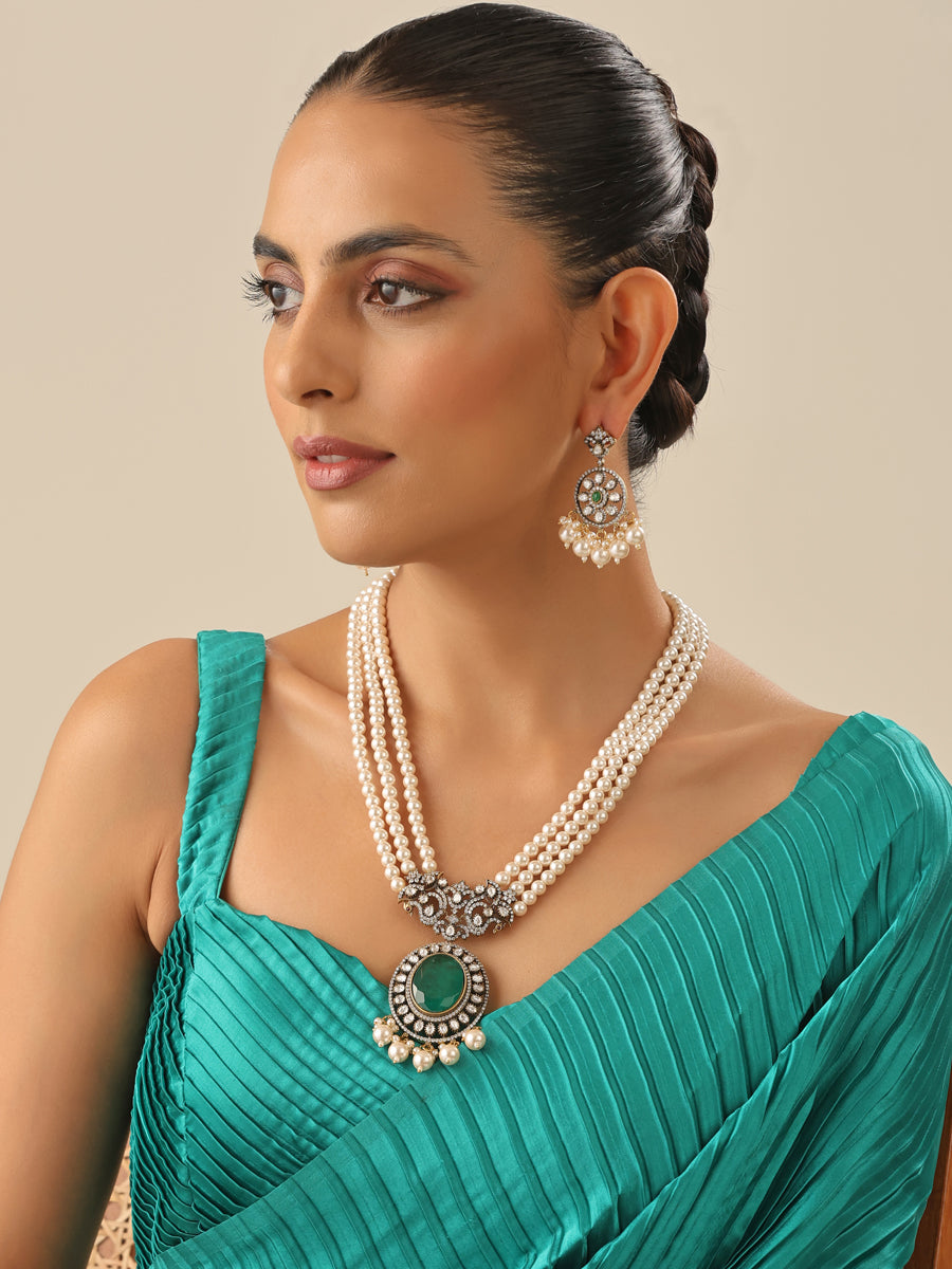 Mansi Long Necklace Set-Green