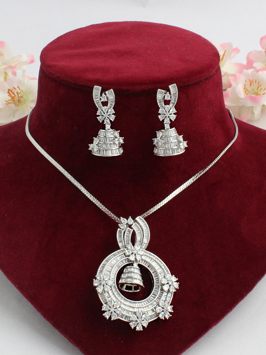 Myara Pendant Earrings Set-Silver