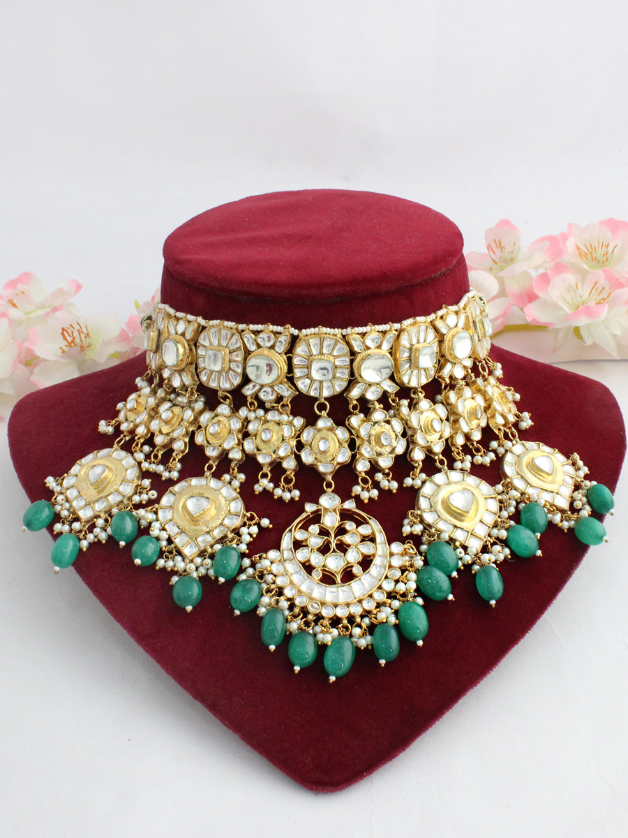 Shradha Necklace Set