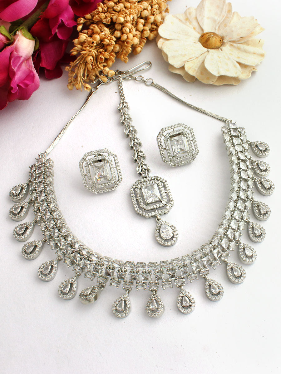 Elina Bib Necklace Set-Silver