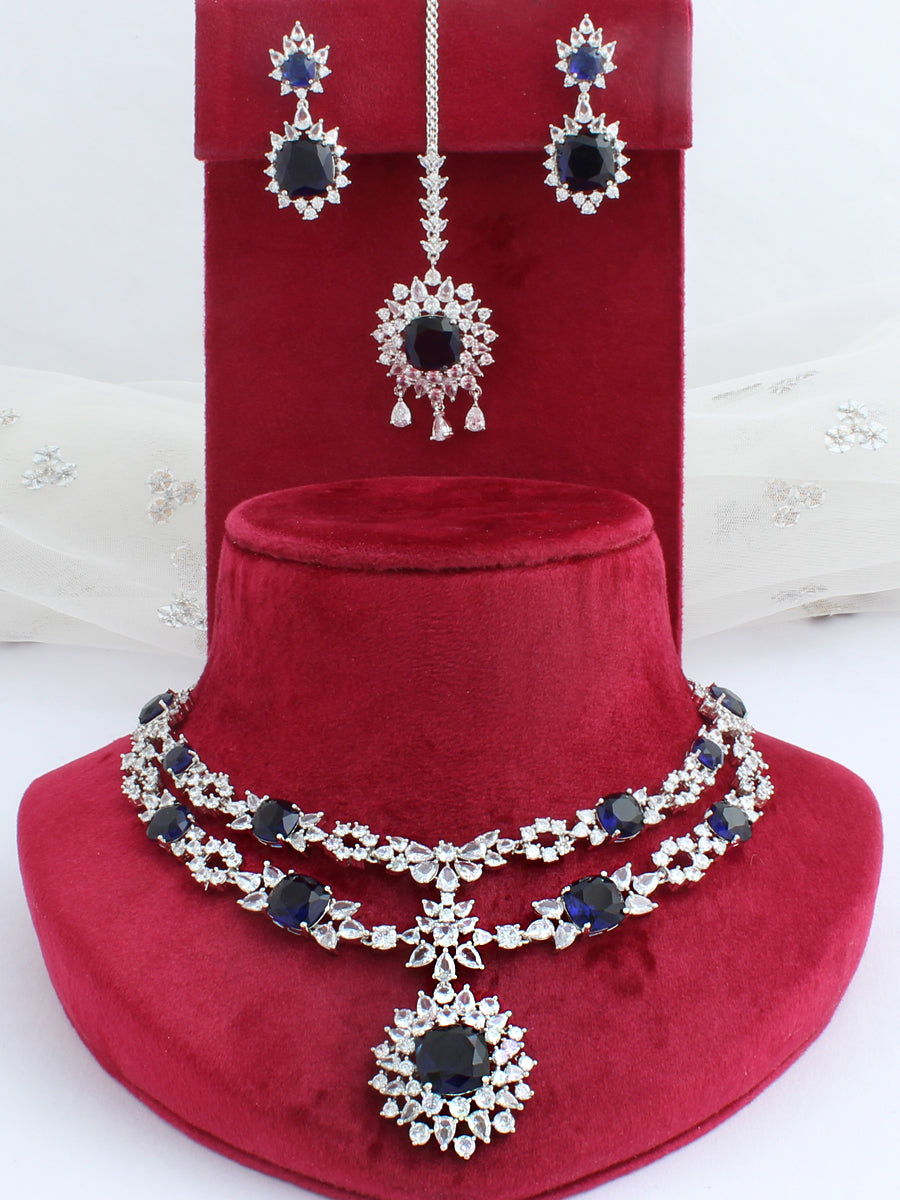 Anayra Necklace Set