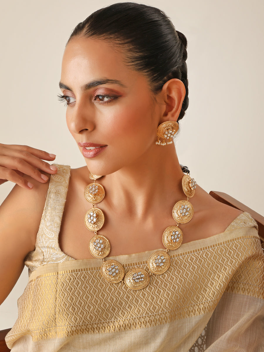 Chitrakshi Necklace Set